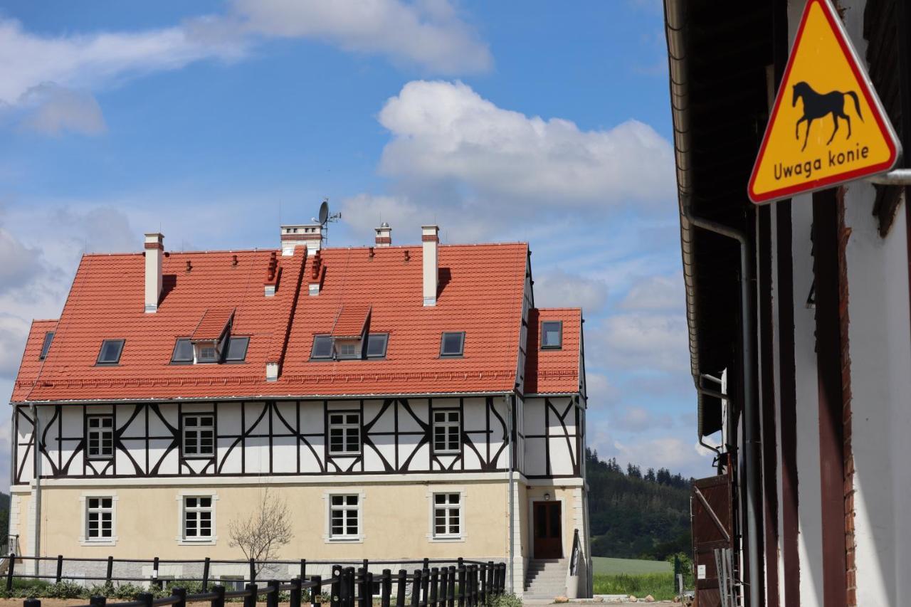 Dworzysko Hotel Szczawno-Zdroj Luaran gambar