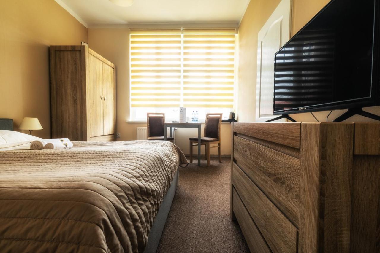Dworzysko Hotel Szczawno-Zdroj Luaran gambar