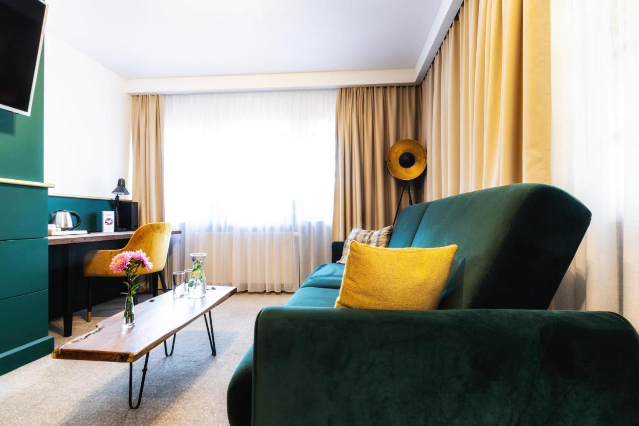 Dworzysko Hotel Szczawno-Zdroj Luaran gambar
